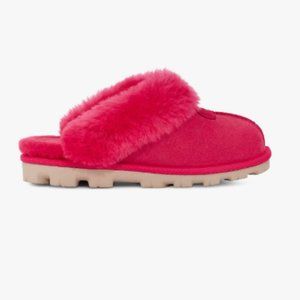 **NEW** in box UGG  Coquette Size 6 in Radish